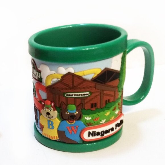 Wolf Lodge Niagara Falls Souvenir Children's Cups-Set Of 2-Plastic/Rubber - Picture 6 of 10